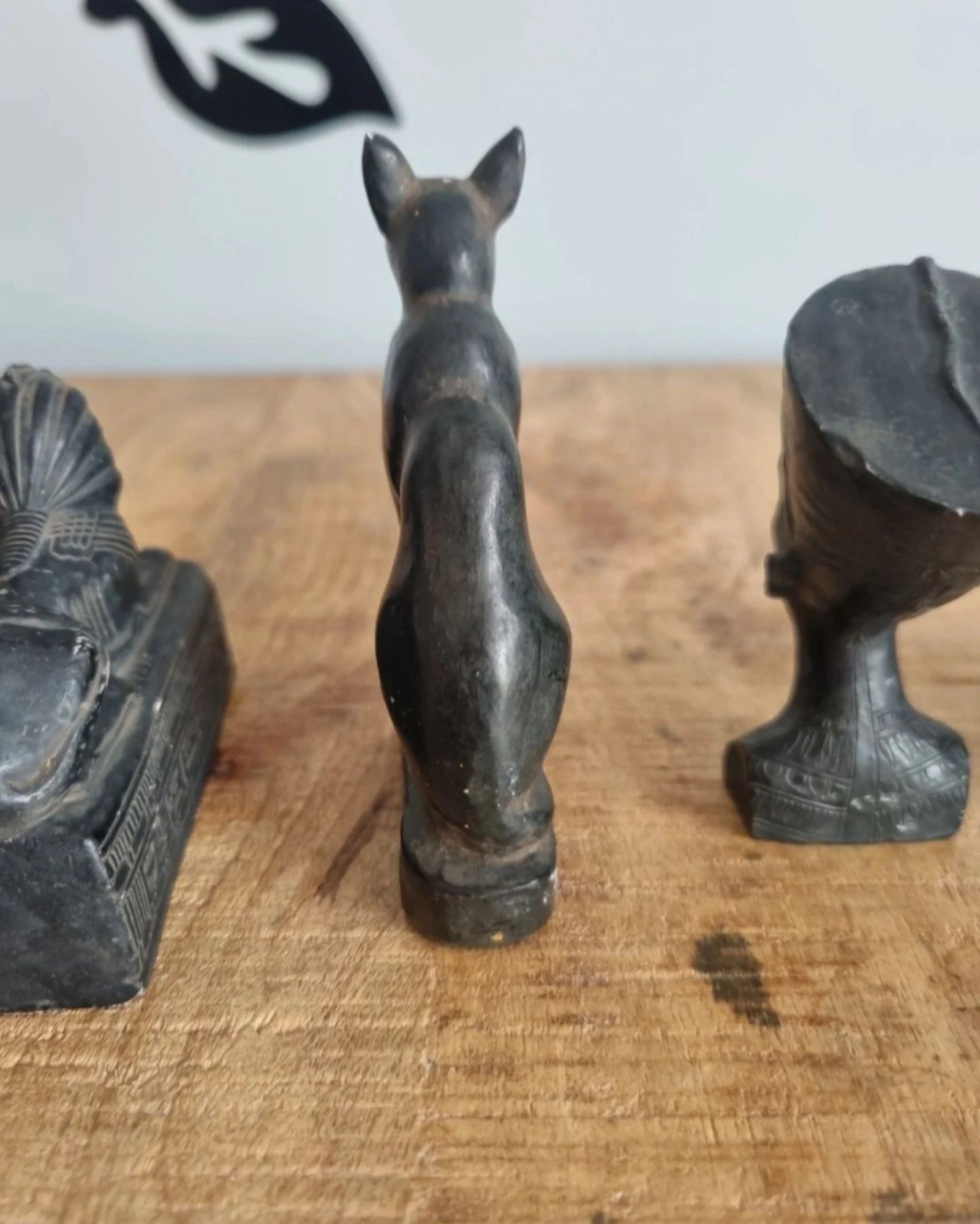 Set van 5 decoratieve Egyptische standbeelden (Toetanchamon – photo 9